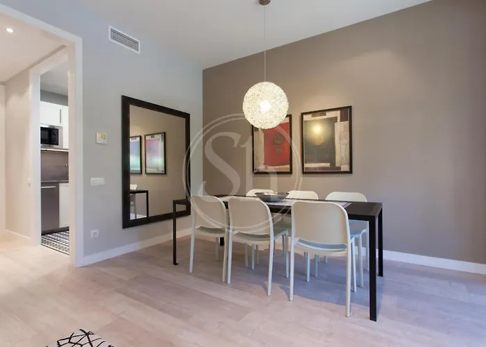 Modern Eixample Apartment